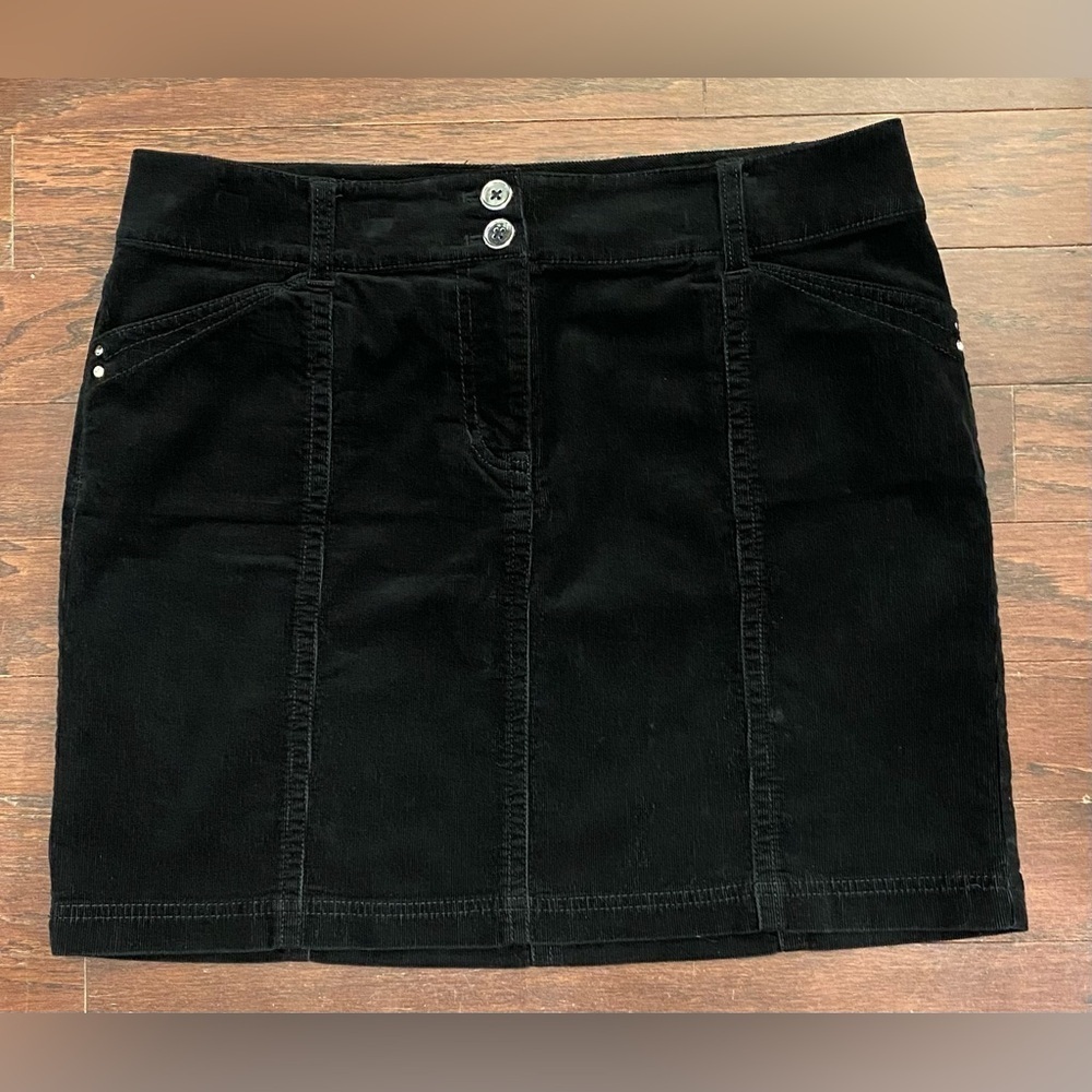 White House Black Market Corduroy Mini Skirt Sz 8 Black Pockets